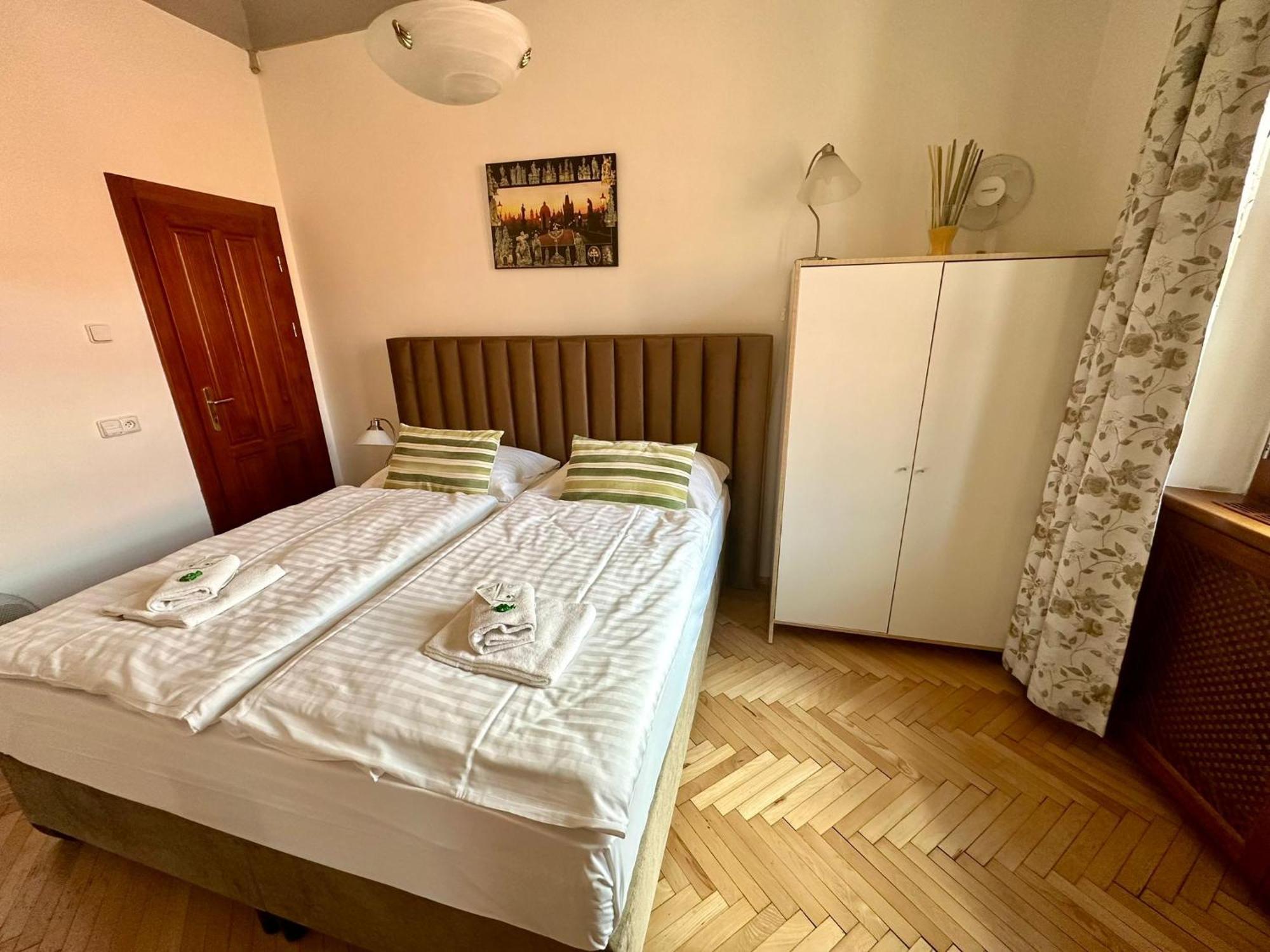 Historic Centre Apartments VIII Prague Ngoại thất bức ảnh